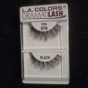 L.A. Colors Dramatic Lashes
